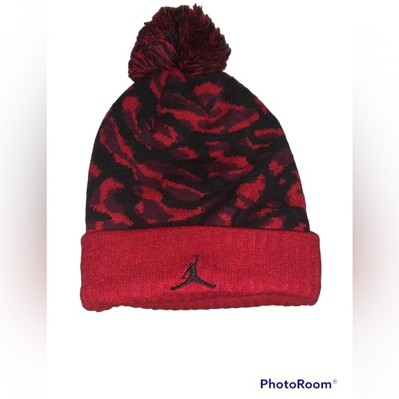 Boy’s Jordan Beanie Hat - Picture 1 of 3